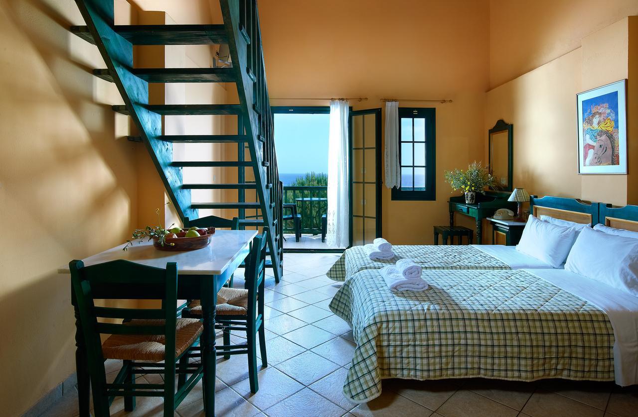 Hotel Ledra Marathokampos Exterior photo